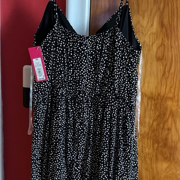 Dress - Picture 2 of 9